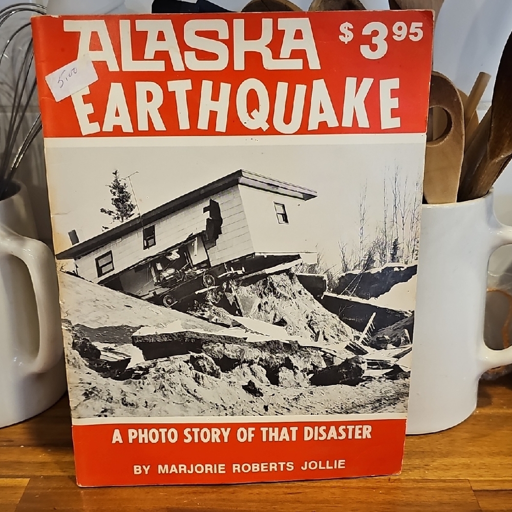 Alaska Earthquake Photo Book -1978